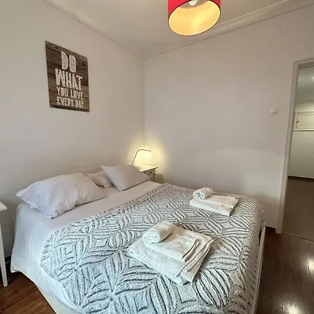Lisbon Central Loft-2
